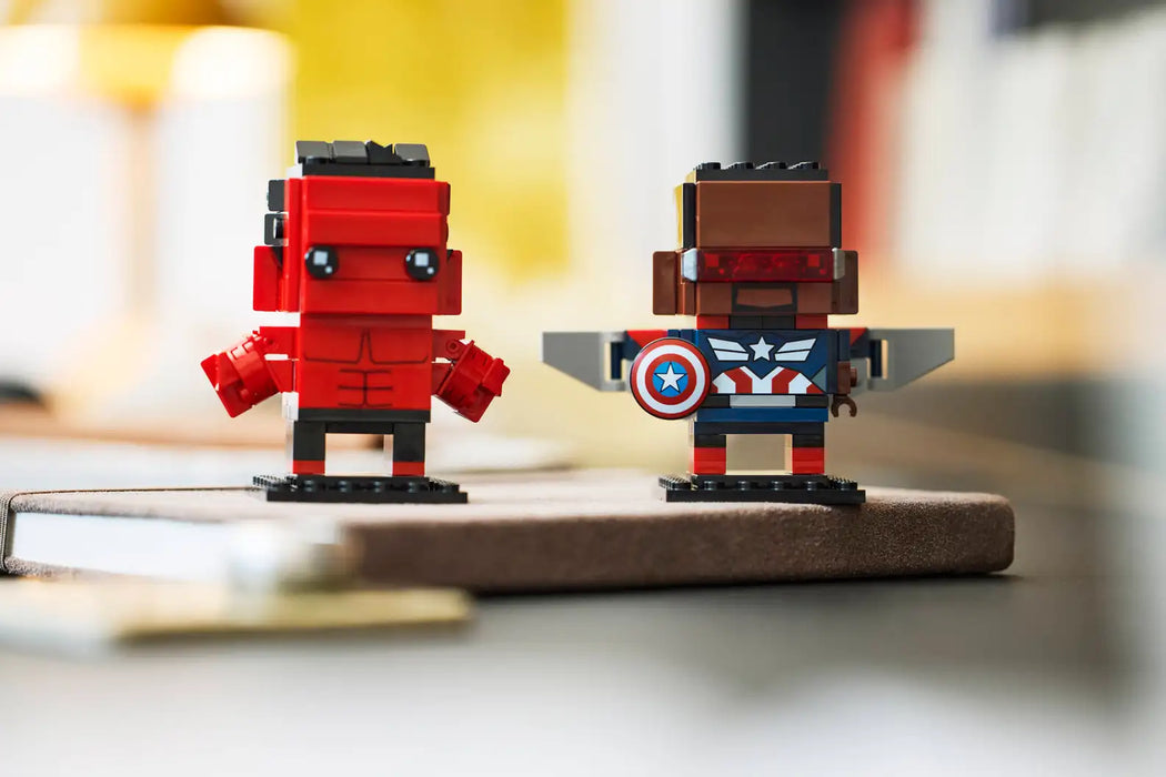 LEGO® BrickHeadz™ 40668 Captain America & Red Hulk Figures