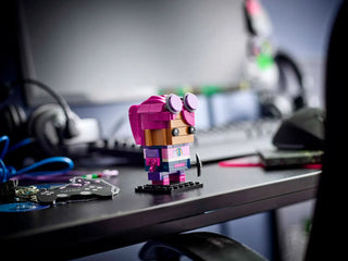 LEGO® Fortnite® Brite Bomber BrickHeadz™ 40728