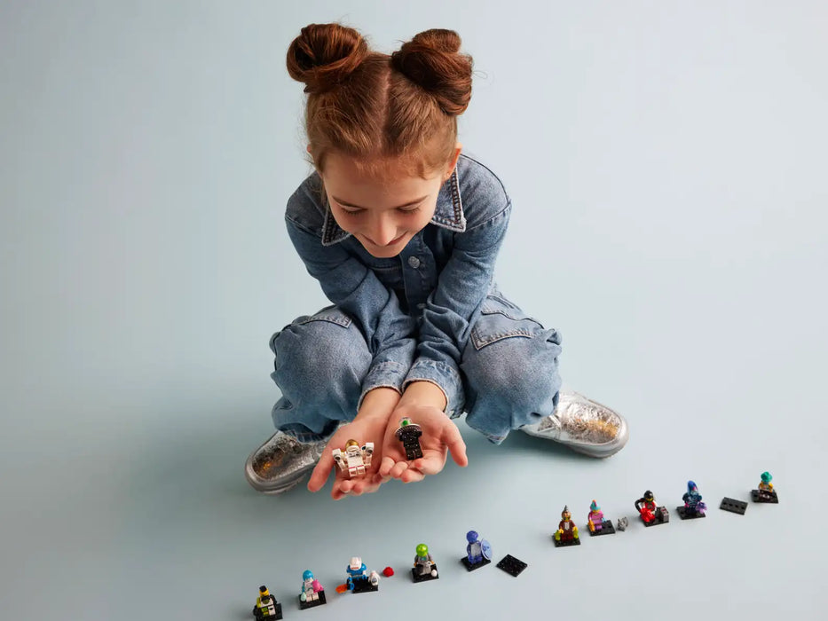 LEGO® Minifigures™ Series 26 Space 71046 - Retro Space Heroine - Sealed LEGO® Minifigure Box