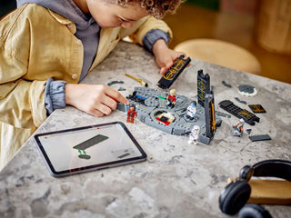 LEGO® Star Wars™ Ahsoka Tano's Duel on Peridea 75385