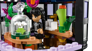 LEGO® Wednesday Black Dahlia Flower 76784