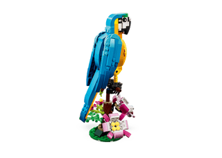 LEGO® Creator Exotic Parrot 31136 (Retiring Soon) - Moore's Minifigures