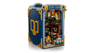 LEGO® Icons Bookstore: Book Nook 11379 - Moore's Minifigures