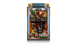 LEGO® Icons Bookstore: Book Nook 11379 - Moore's Minifigures