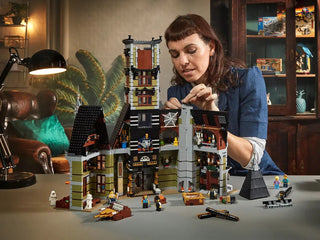 LEGO® Icons™ Haunted House 10273 (Retired) - Moore's Minifigures