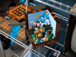 LEGO® Minecraft® The Crafting Table 21265 (Retired) - Moore's Minifigures