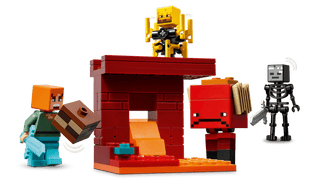 LEGO® Minecraft® The Nether Lava Battle 21266 - Moore's Minifigures