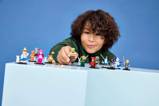 LEGO® Minifigures™ Shrek Series 71053 - Pinocchio - Sealed LEGO® Minifigure Box - Moore's Minifigures