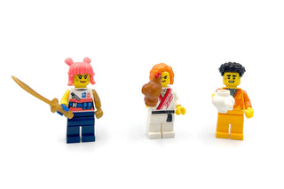 LEGO® NINJAGO® 2023 Build-a-Minifigure Ninjas Arin Sora Dojo Student - Moore's Minifigures