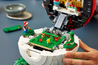 LEGO® Pokémon™ Iconic Trainer Moments Poké Ball 72154 - Moore's Minifigures