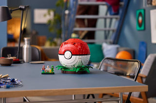 LEGO® Pokémon™ Iconic Trainer Moments Poké Ball 72154 - Moore's Minifigures