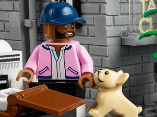 LEGO® Queer Eye – The Fab 5 Loft 10291 (Retired) - Moore's Minifigures