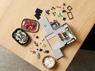 LEGO® Queer Eye – The Fab 5 Loft 10291 (Retired) - Moore's Minifigures