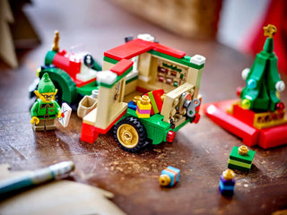 LEGO® Santa’s Delivery Truck 40746 - Moore's Minifigures