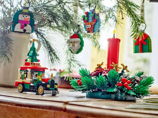 LEGO® Santa’s Delivery Truck 40746 - Moore's Minifigures