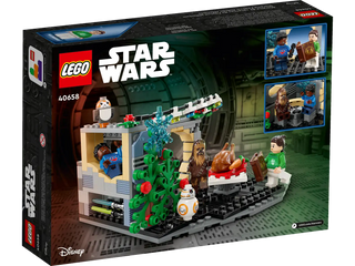 LEGO® Star Wars™ Millennium Falcon™ Holiday Diorama 40658 (Retired) - Moore's Minifigures