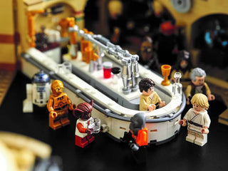 LEGO® Star Wars™ Mos Eisley Cantina™ 75290 - Moore's Minifigures