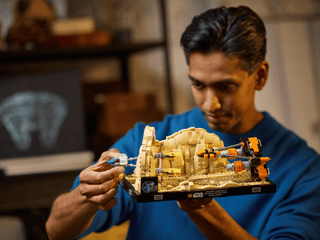 LEGO® Star Wars™ Mos Espa Podrace™ Diorama 75380 (Retired) - Moore's Minifigures
