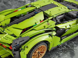 LEGO® Technic™ Lamborghini Sián FKP 37 42115 (Retired) - Moore's Minifigures