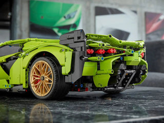 LEGO® Technic™ Lamborghini Sián FKP 37 42115 (Retired) - Moore's Minifigures