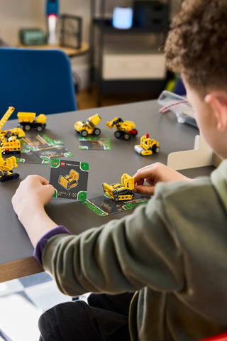 LEGO® Technic™ Mighty Machines 42233 - Moore's Minifigures