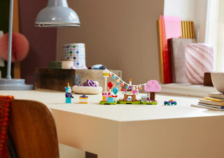 LEGO® Animal Crossing™ Julian's Birthday Party 77046