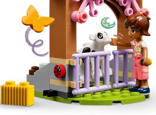 LEGO® Friends Autumn’s Baby Cow Shed 42607