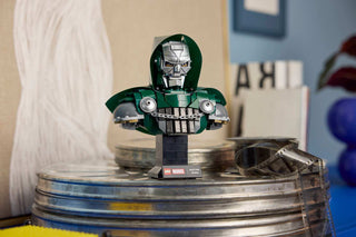 LEGO® Marvel Avengers: Doomsday Doctor Doom Bust 76345