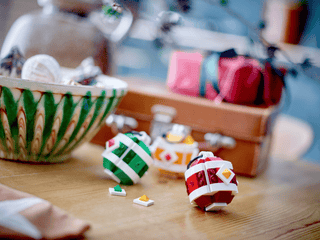 LEGO® Holiday Seasonal Christmas Decor Set 40604 (Retired)