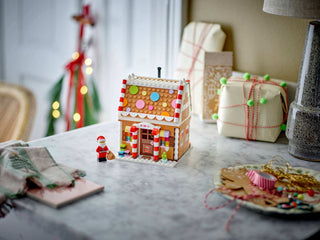 LEGO® Seasonal Holiday Festive Gingerbread House 40809