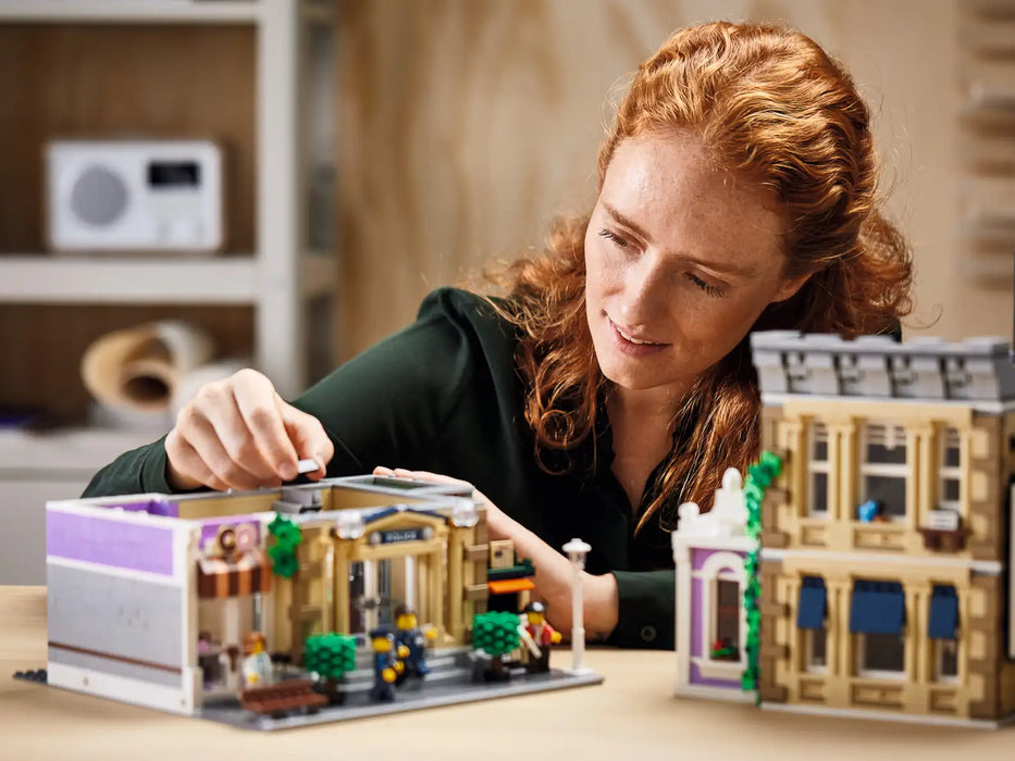 LEGO® Icons Police Station 10278