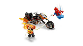 LEGO® Marvel Spider-Man vs. Ghost Rider Motorcycle 76335