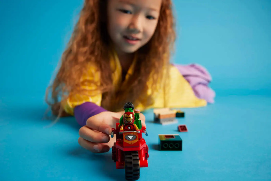 LEGO® Marvel Iron Man with Bike and The Hulk 76287