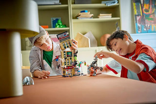 LEGO® Marvel Spider-Man vs. Mysterio: The Daily Bugle 76342