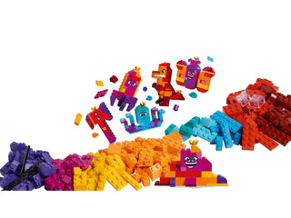 THE LEGO® MOVIE 2™ Queen Watevra’s Build Whatever Box 70825 - Moore's Minifigures